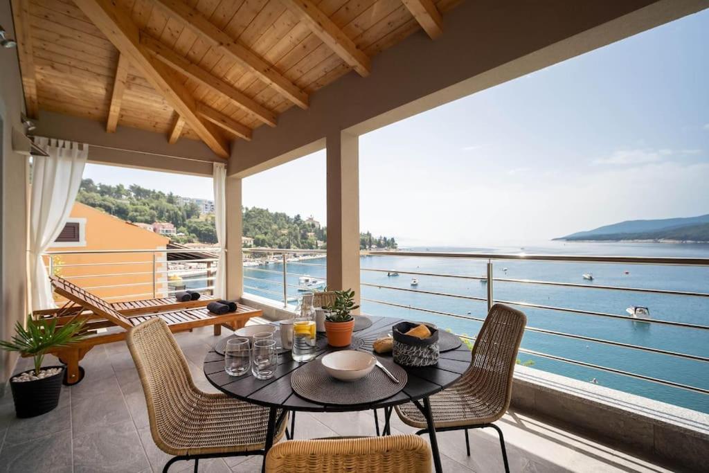 Seafront 2-Bedroom Apartment Nika - ראבץ מראה חיצוני תמונה